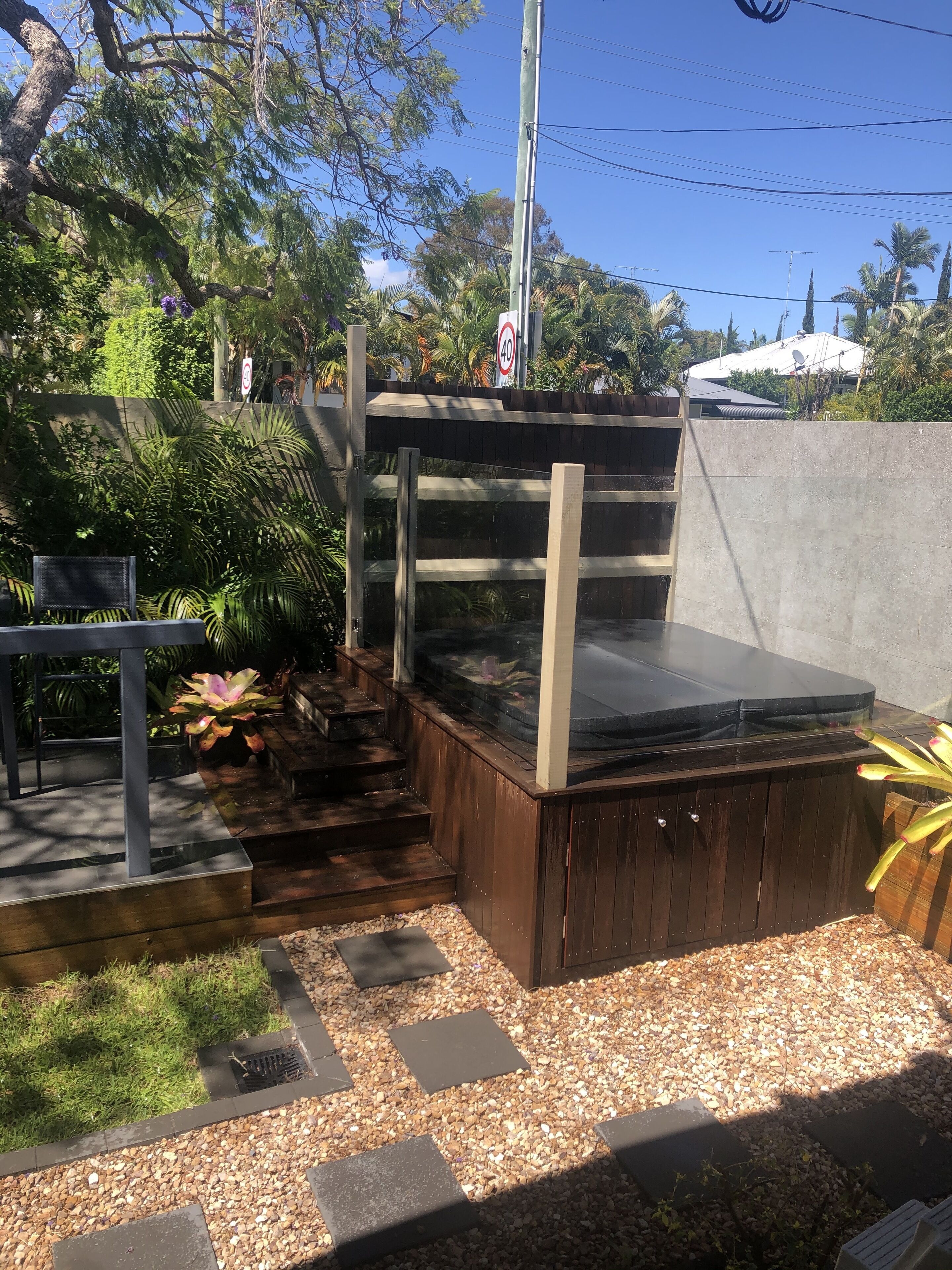 Waterfront 2Brm Villa Pet friendly. — image 6