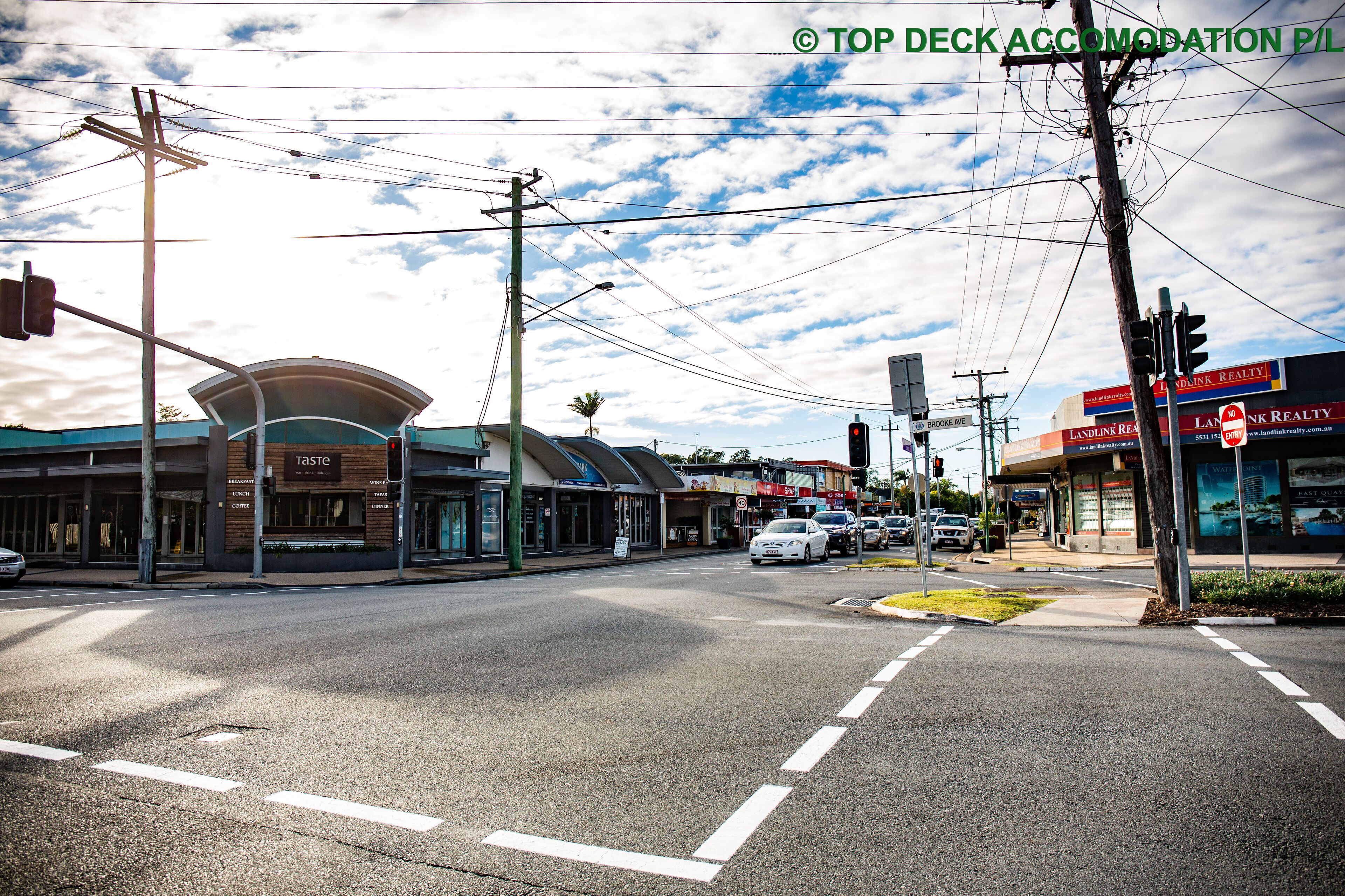 Waterfront 2Brm Villa Pet friendly. — image 28