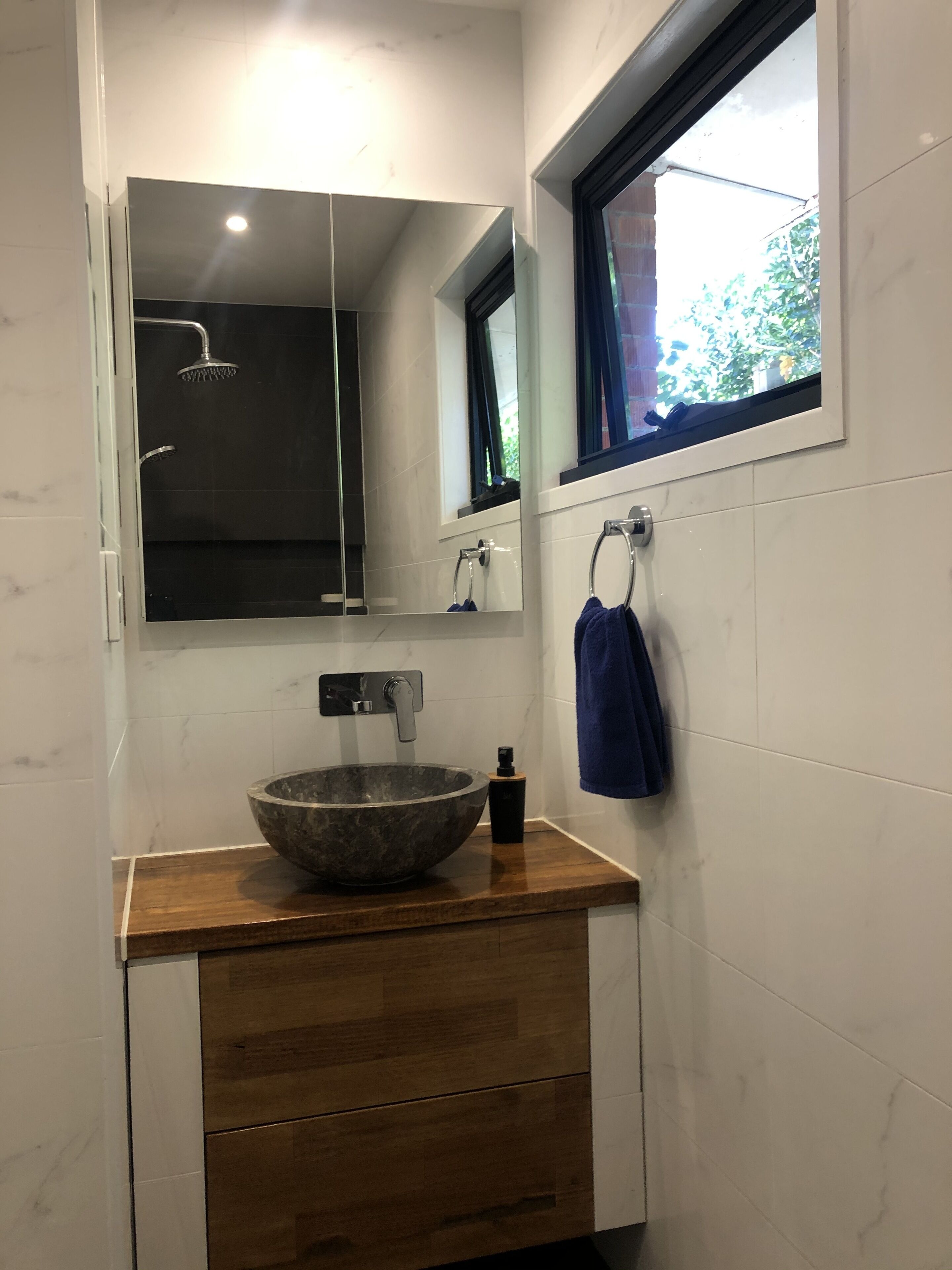 Waterfront 2Brm Villa Pet friendly. — image 20