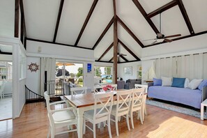 Dining - Private Pool & Stunning Bay Views on Kent Island (Stevensville)