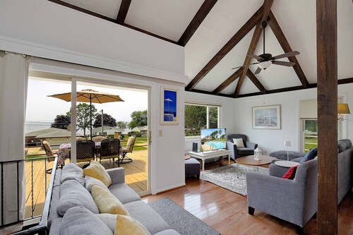 Private Pool & Stunning Bay Views on Kent Island