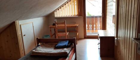 1 soveværelse, skrivebord, Wi-Fi, sengetøj