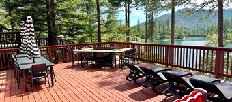 Lakefront cabin with private boat launch, with boat slip !!