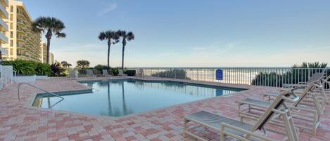 Oceanquest Resort | Community Amenities