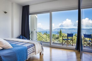 3 chambres, fer et planche Ă repasser, draps fournis