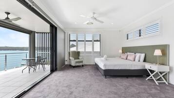 5 camere, ferro/asse da stiro, accesso a Internet