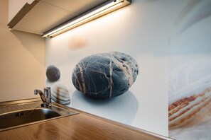 Unclassified image, 5 of 16, button