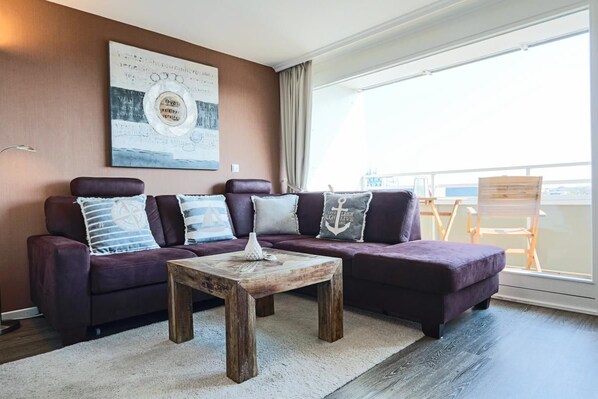 Immagine non classificata, 1 di 16, pulsante