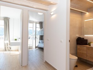 3 bedrooms, iron/ironing board, free internet, bed sheets - Flat carefully designed to fall in love with SFG (Sant Feliu de Guíxols)