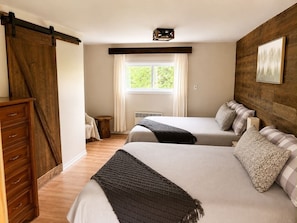2 Schlafzimmer, Reisekinderbett, kostenloses WLAN, Bettwäsche