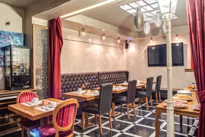 Breakfast area - Hotel San Valentino (Rome)