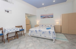 Appartement (Three Bedroom Apartment) | 3 chambres, lits bébé (en supplément)