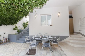 Appartement (Three Bedroom Apartment) | Extérieur