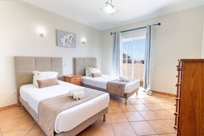 4 bedrooms, in-room safe, iron/ironing board, free WiFi