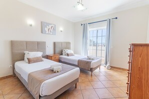 4 bedrooms, in-room safe, iron/ironing board, free WiFi