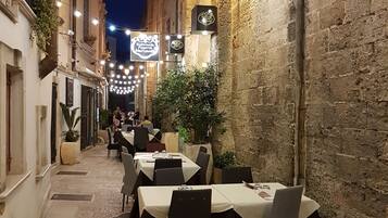 Ristorazione all'aperto