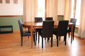 Casa, 3 dormitoris | Cuina privada | Cafetera i tetera