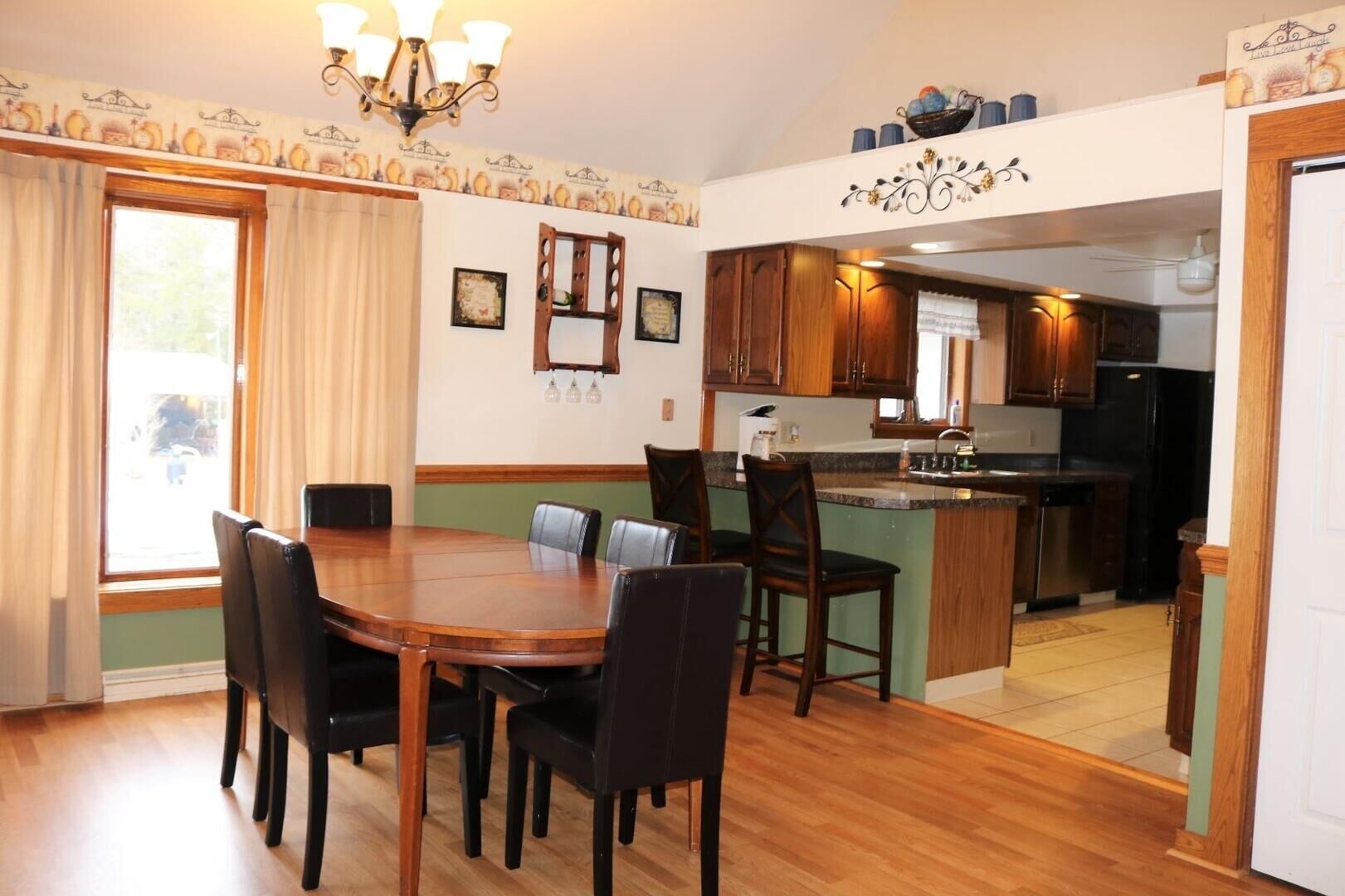 House, 3 Bedrooms | Dapur peribadi | Pembancuh kopi/teh 