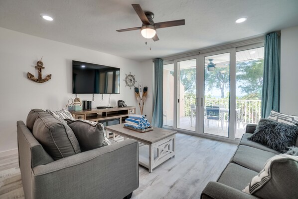 Télévision, chaîne hi-fi