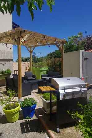 Outdoor dining - Studio - Ground floor - Seaside (Hyères)