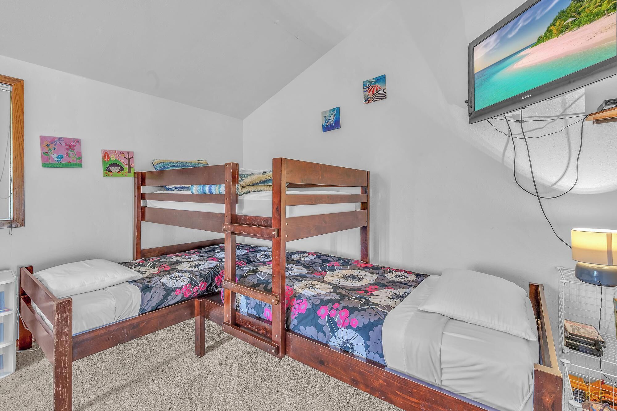 3 camere, una scrivania, Wi-Fi gratuito, lenzuola