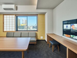 River View One-Bedroom Apartment