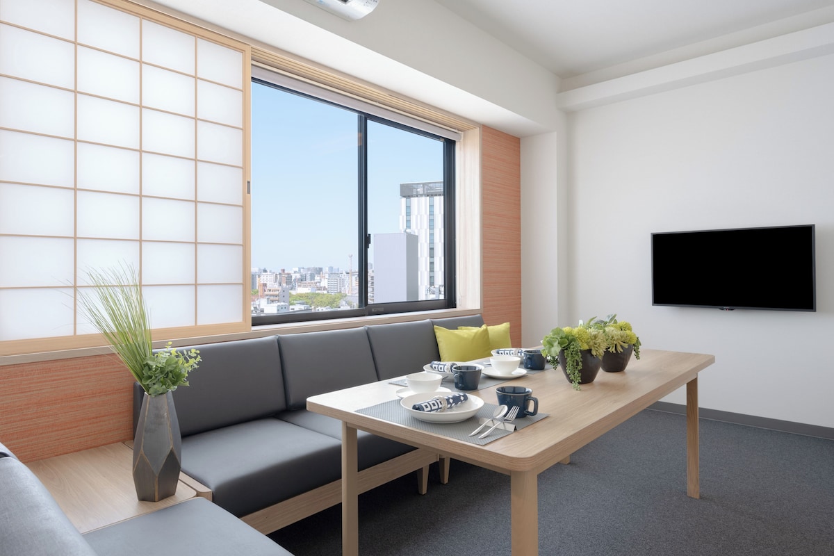 One-Bedroom Apartment