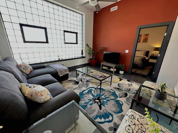 Smart TV, offices