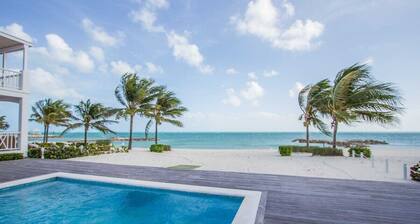 One step from the Beach in Paradise