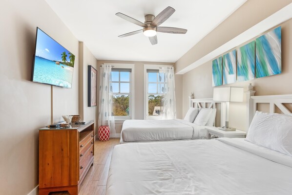 Iron/ironing board, free WiFi, bed sheets - Studio Unit ~ Bayside Gated Resort ~ Kitchenette (Miramar Beach)