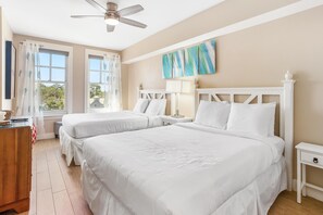 Iron/ironing board, free WiFi, bed sheets - Studio Unit ~ Bayside Gated Resort ~ Kitchenette (Miramar Beach)