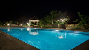 Seasonal outdoor pool - Vanaashrya (Rajgarh)