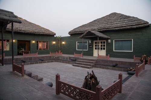 Vanaashrya