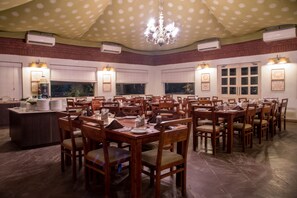 Restaurant - Vanaashrya (Rajgarh)