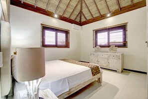 Room - Private Pool Fully Staffed Villa Canggu (Canggu)