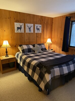 3 chambres, fer et planche à repasser, Wi-Fi gratuit, draps fournis