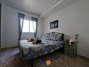 2 soverom, strykejern/-brett, wi-fi og sengetøy