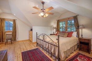 4 habitaciones, tabla de planchar con plancha y wifi gratis 