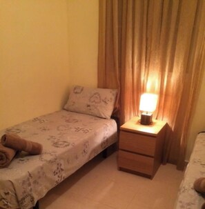 3 soverom, strykejern/-brett, wi-fi og sengetøy