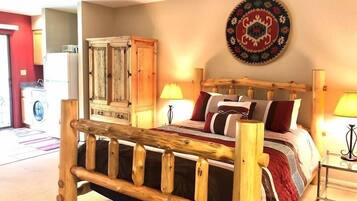 Iron/ironing board, internet, bed sheets