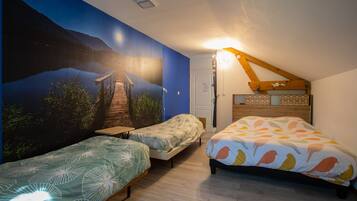 4 間睡房、熨斗/熨衫板、可攜式嬰兒床、免費 Wi-Fi