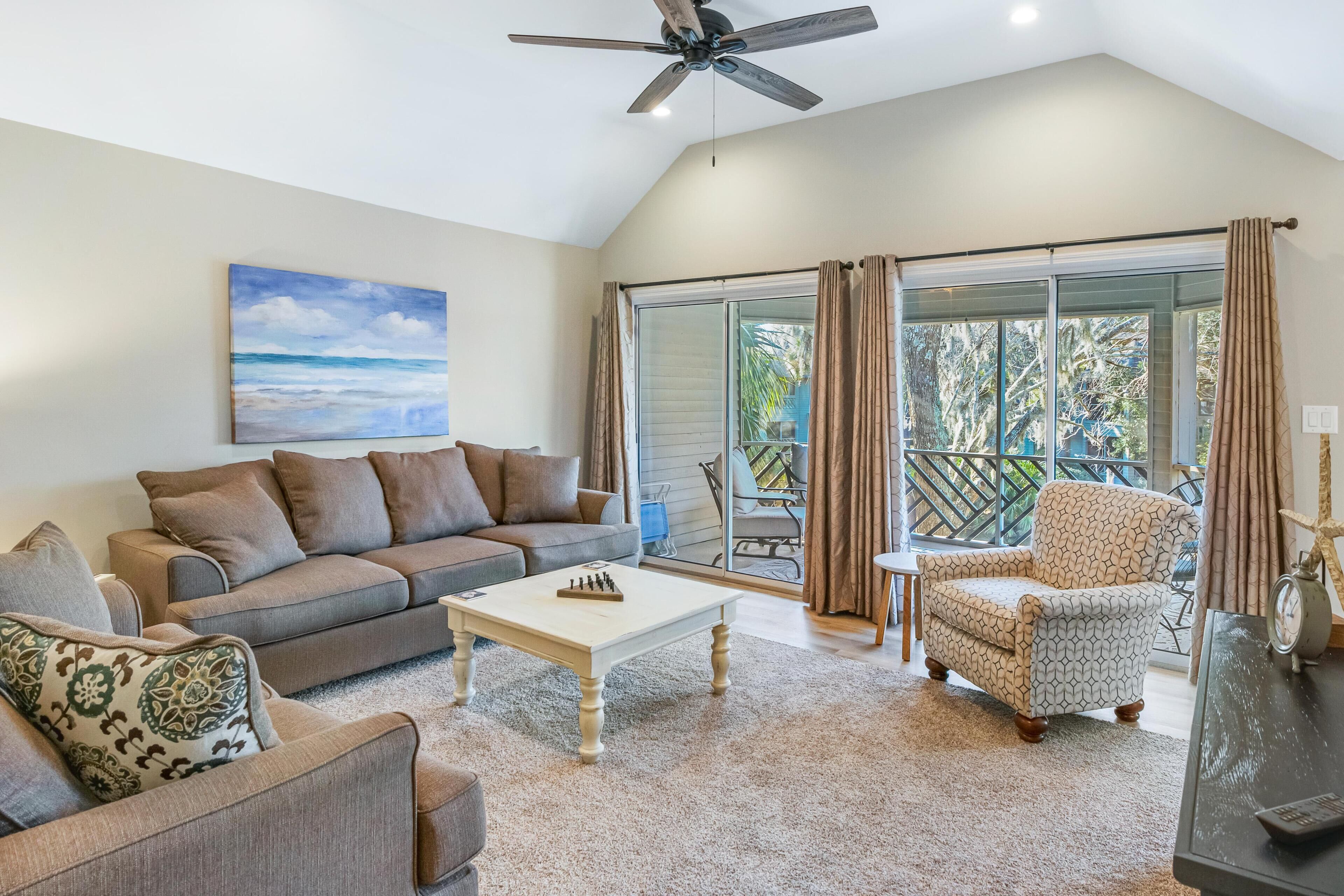 5524 Turtle Cove: Walk to Beach, Lagoon Views, $150 Beach Gear/Bike Credit