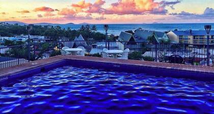 Ocean View 16 1 Bedroom Pool & Spa Wi-Fi