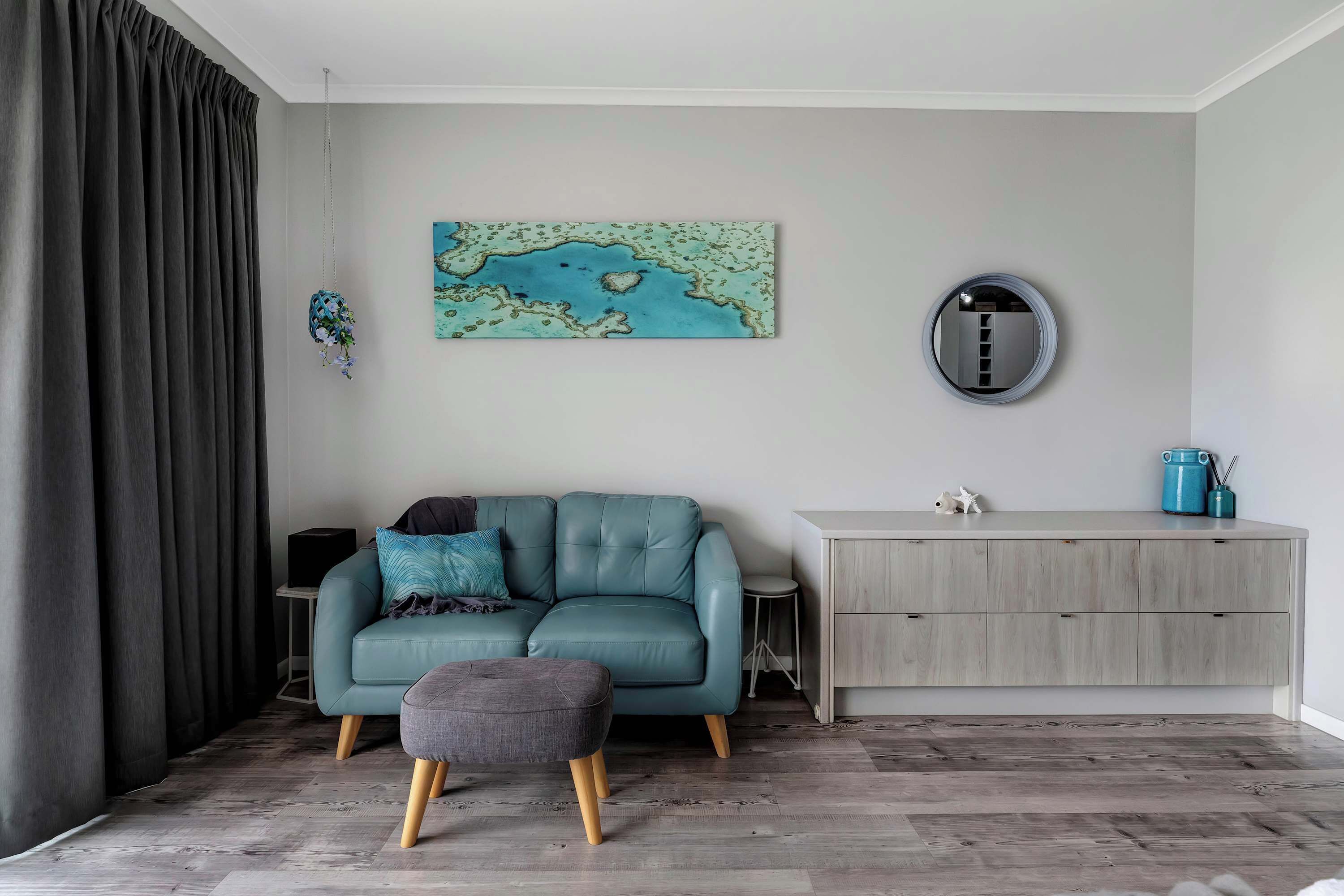 Televisión, Netflix, servicios de streaming y oficina 