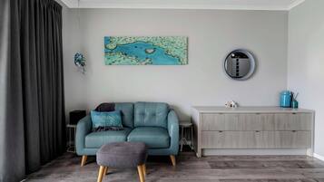 Televisión, Netflix, servicios de streaming y oficina