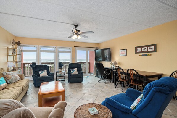 Flat-screen TV - Beachfront Boutique Resort | Blissful Bungalow| Casa Condo 304 (Port Aransas)
