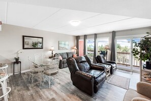 TV - Boutique Beachfront Resort Condominium with Beach Boardwalk | Casa Condo 305 (Port Aransas)