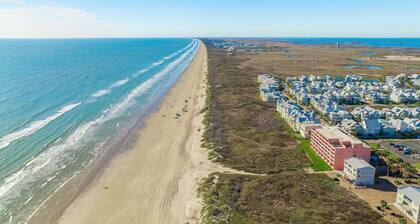 Beachfront Boutique Resort| Coastal Comfort | Casa Condo 308