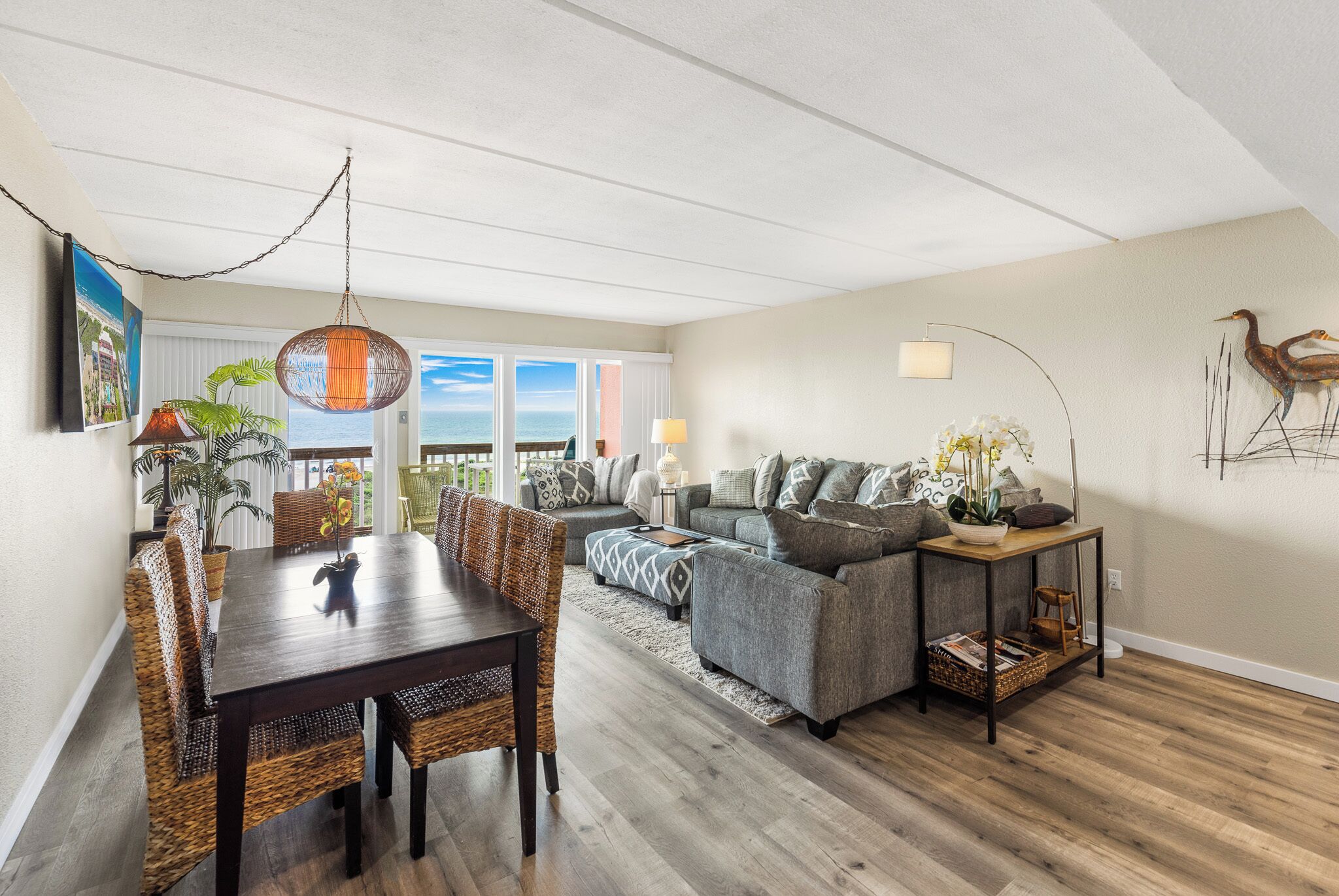 Casa Condominiums Unit 401