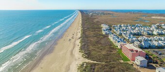 Beachfront Boutique Resort | Seaside Haven | Casa Condo 406